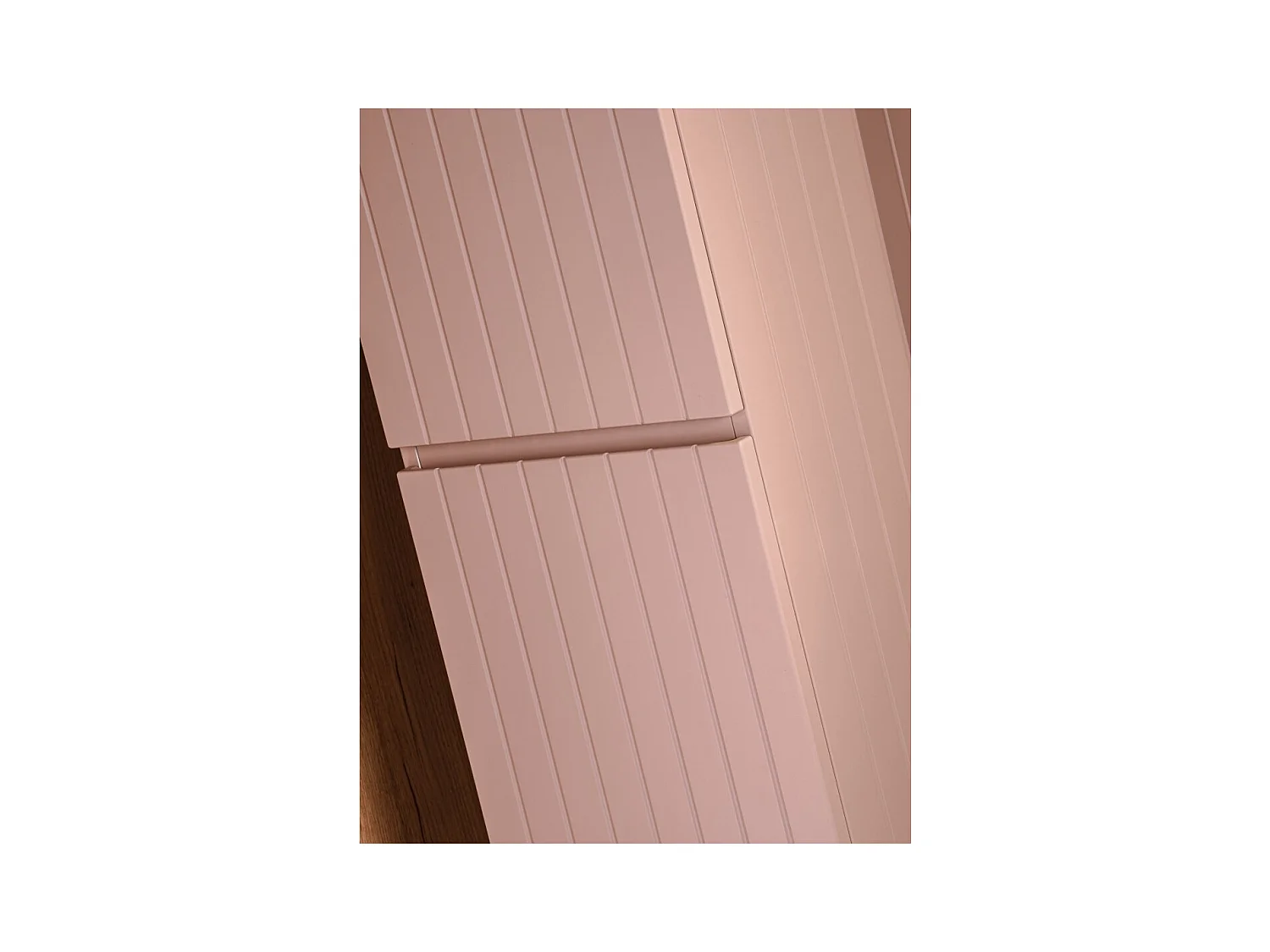 Coluna de banheiro ICON 160 cm – 2 portas – Acabamento rosa empoeirado – Móvel suspenso moderno