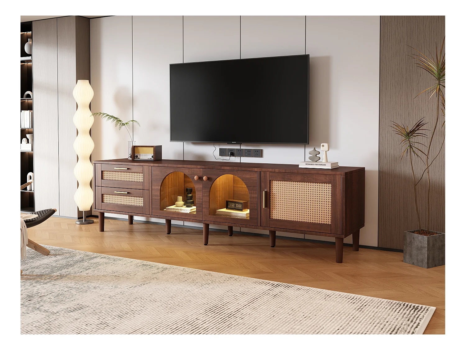 Meuble TV en bois brun avec 2 tiroirs en rotin, 2 portes en verre incurvées, 1 porte en rotin, éclairage LED, design moderne (180x40x50cm)