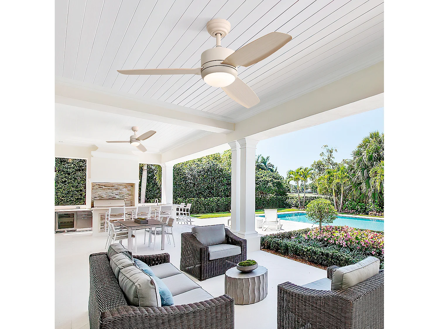 Ventilateur de plafond de 117 cm avec éclairage, 3 pales en ABS, moteur CC 6 vitesses, télécommande, blanc cassé (116,8 x 116,8 x 54 cm)