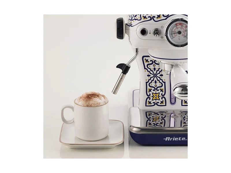 Macchina da caffè 850W - Serbatoio 0,9L - Filtro ½ tazze - Cappuccinatore