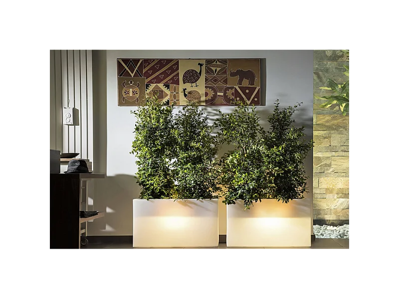 FIORIERA SCULPTOR 50 h CON LED MULTICOLOR E BATTERIA SOLARE