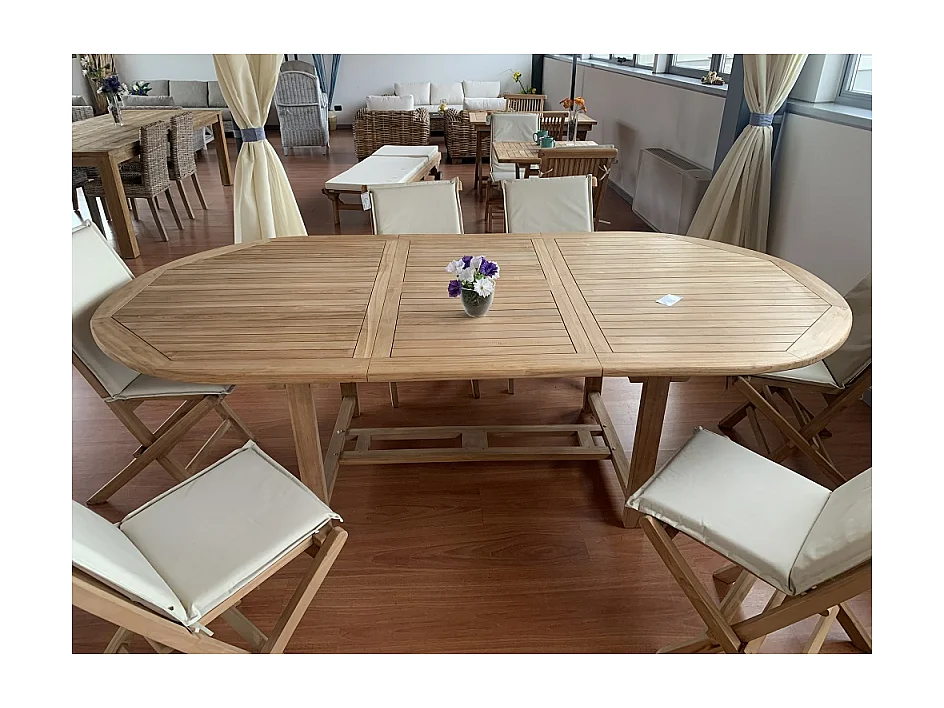 Tavolo Alicudi ovale estensibile MOIA in legno teak - 240 cm