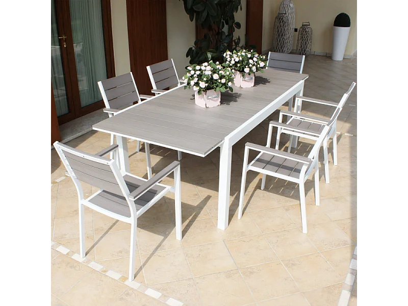 POLTRONA CERVIA IMPILABILE