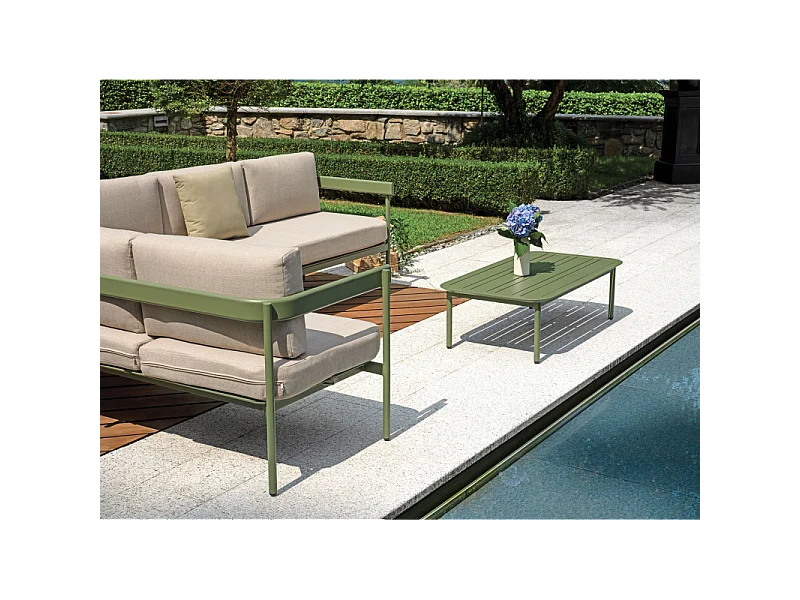 Salotto Angolare Torvaianica In Alluminio Verde- Divano Convertibile In Lettino - Due Pillow Verdi E Uno A Righe Moia