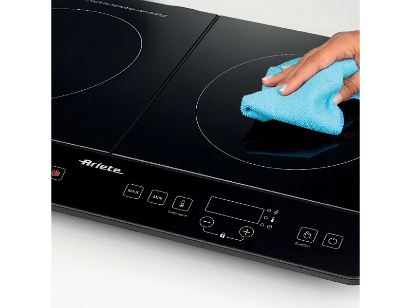 Ariete 1998/00 Noir Comptoir 58 cm Plaque avec zone à induction 2 zone(s)