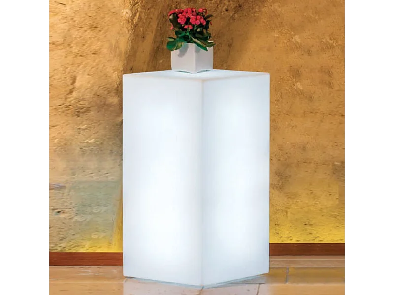 CUBO 40 X 40 X 80 LUMINOSO INDUS