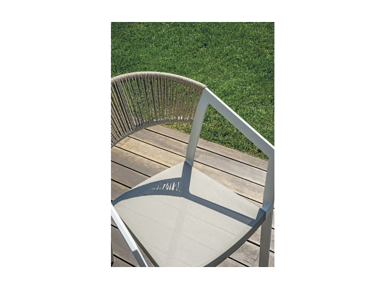 Sedia Cagliari Contract In Alluminio Bianco - Schienale In Wicker Canapa - Seduta In Textilene Coffee Moia