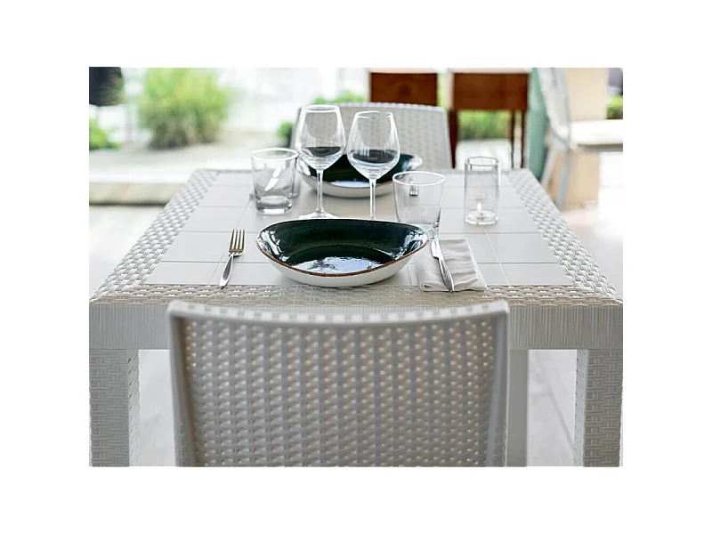 Tavolo da giardino rettangolare Houston 150 x 90 cm in plastica intrecciata - Bianco