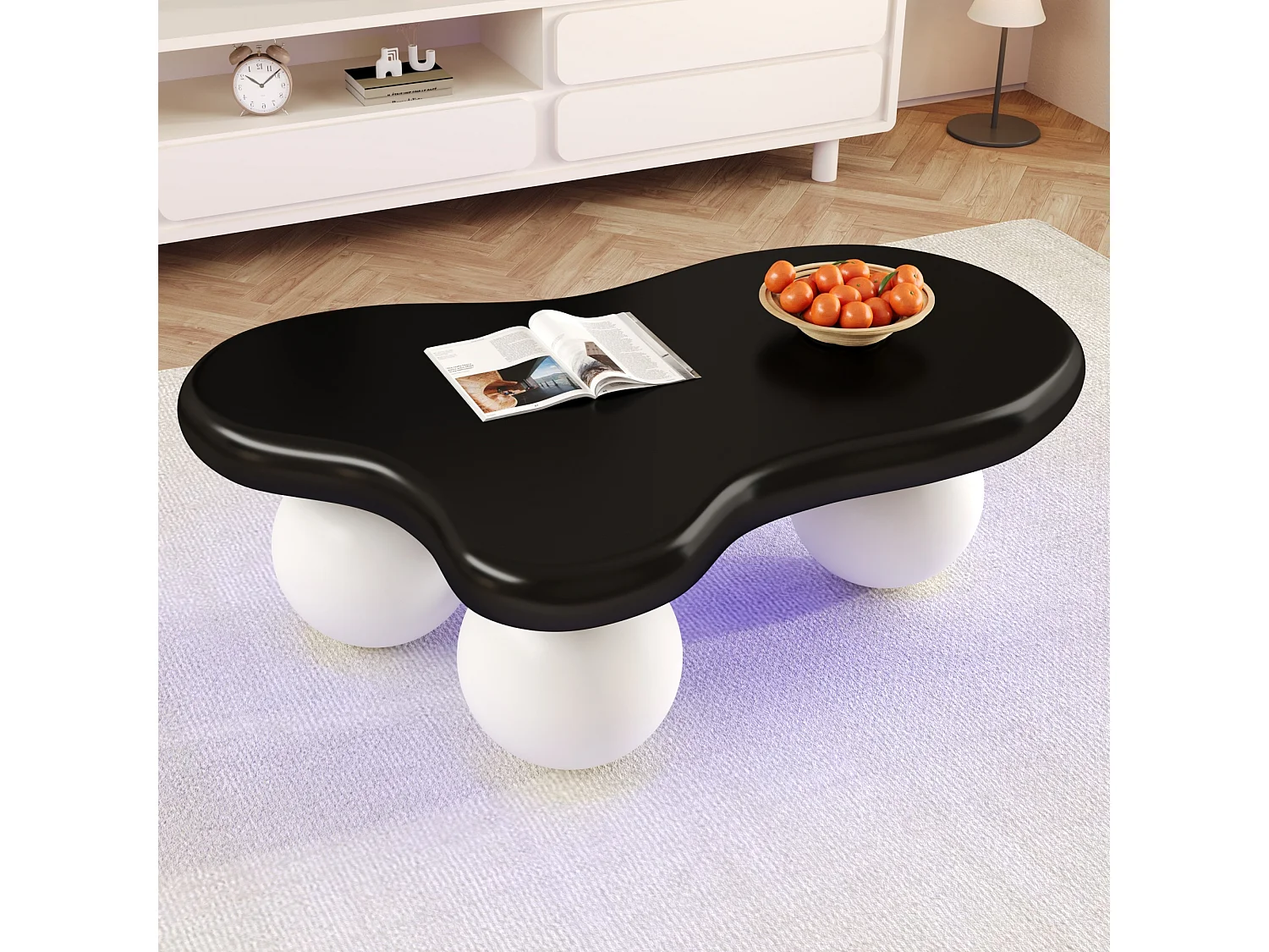 Mesa de centro de design em formato de nuvem com iluminação LED, formato original, tampo iluminado em estilo nuvem, preto e branco.