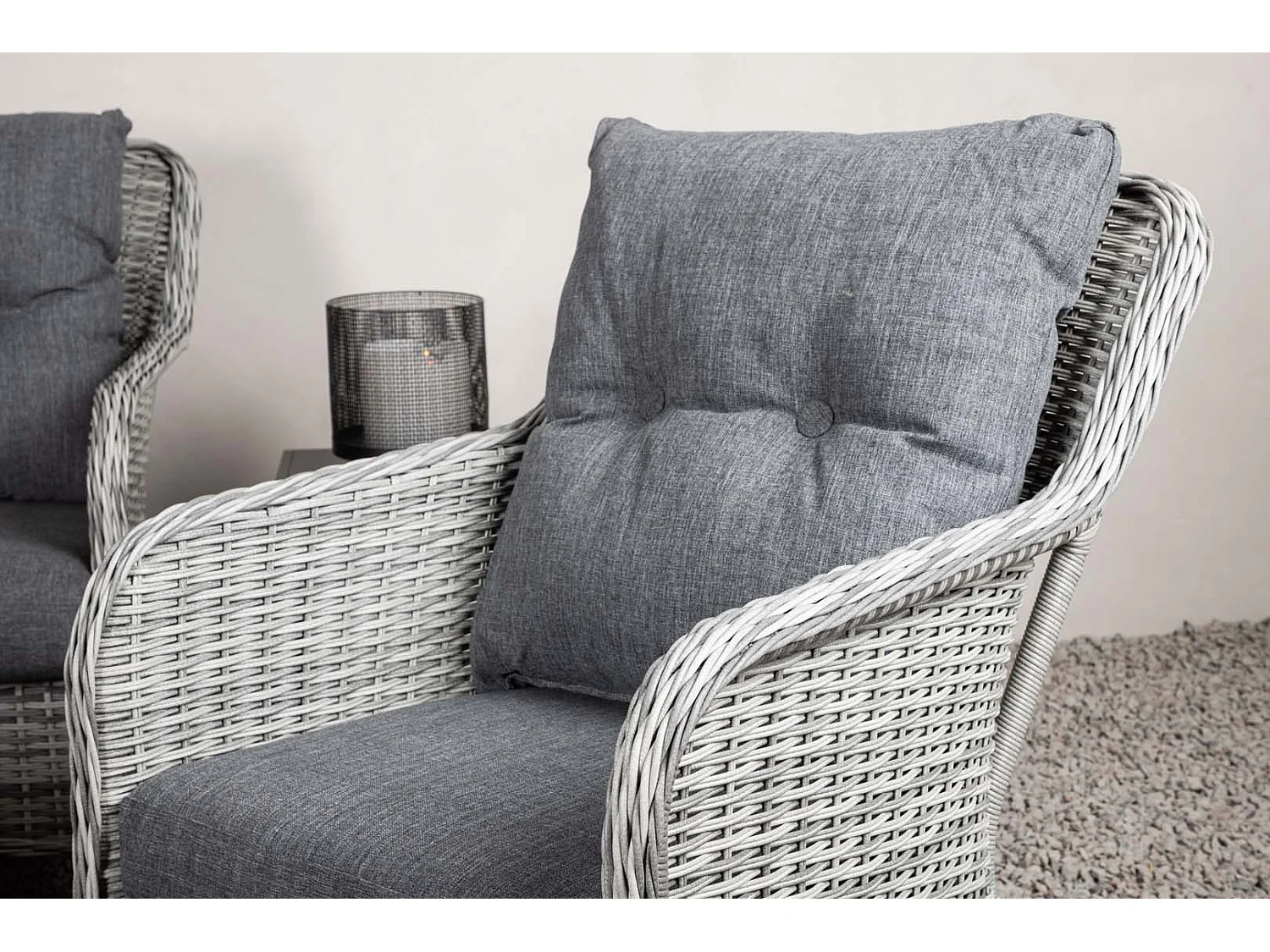 Vikelund Conversation Set