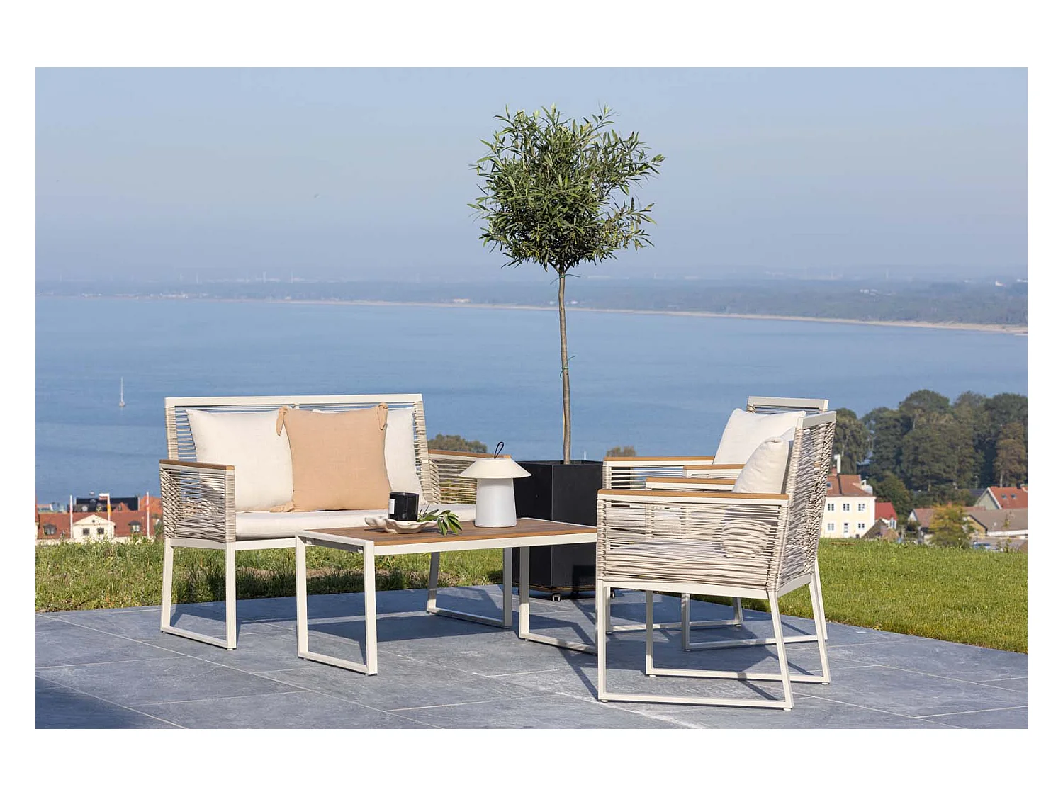 Dallas loungeset 4 delen beige.