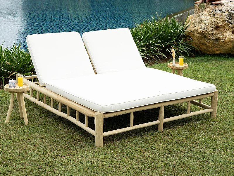 Espreguiçadeira dupla em teca com colchão - Natural claro e branco - TULUM de MYLIA