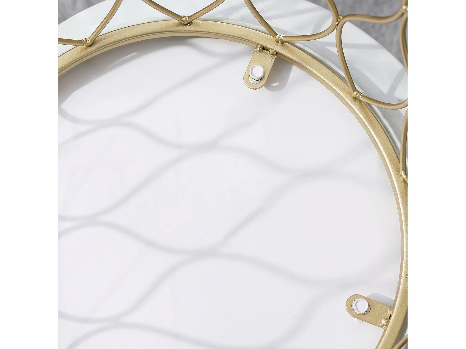 Set di 2 tavolini laterali di design a forma di cestino, in acciaio laccato, piano in marmo, oro e bianco, per uso interno/esterno (Ø41x46cm)