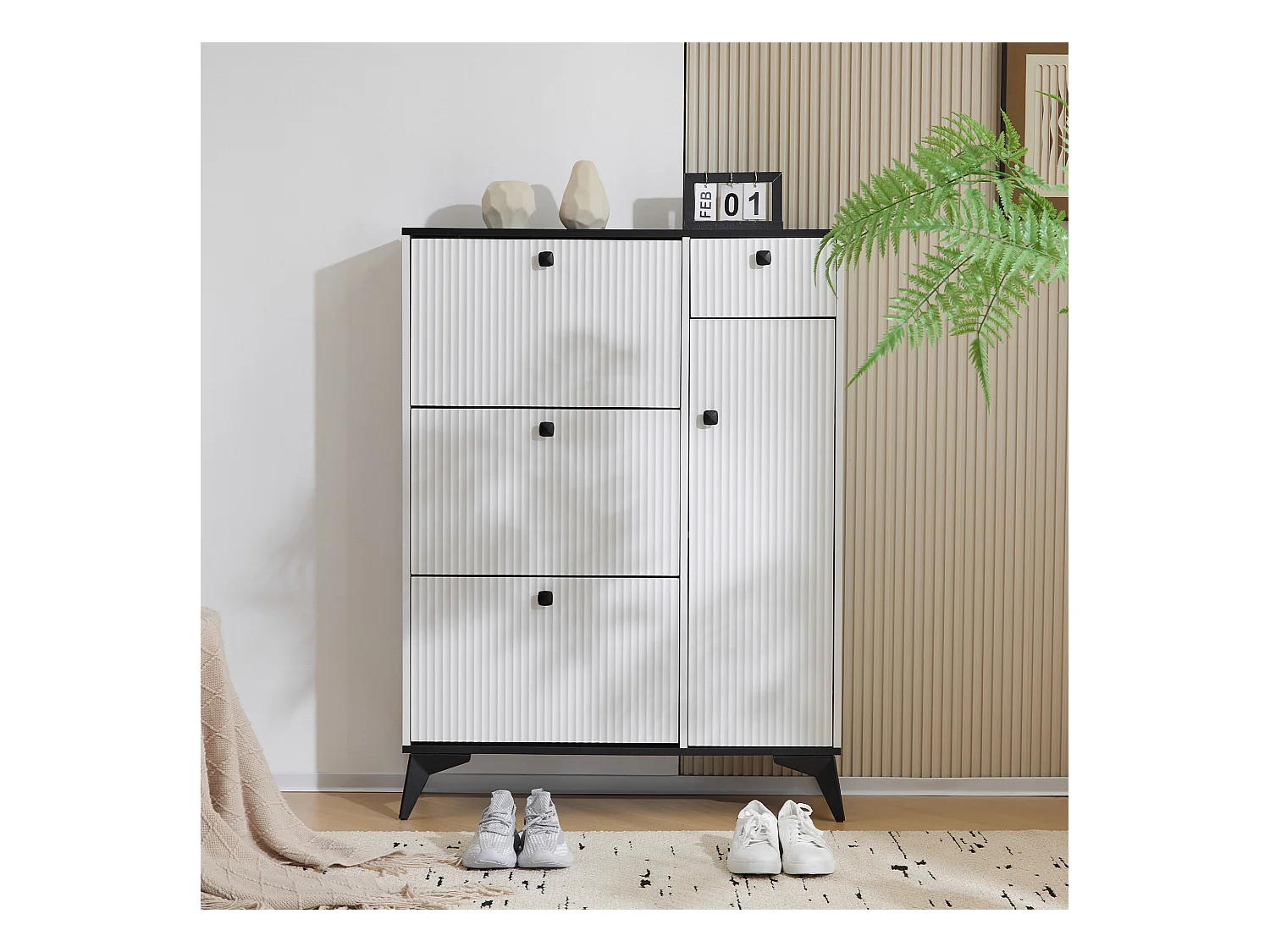 Meuble à chaussures avec 3 compartiments, 1 tiroir et 1 porte, design moderne, blanc et noir (90x25x121 cm)