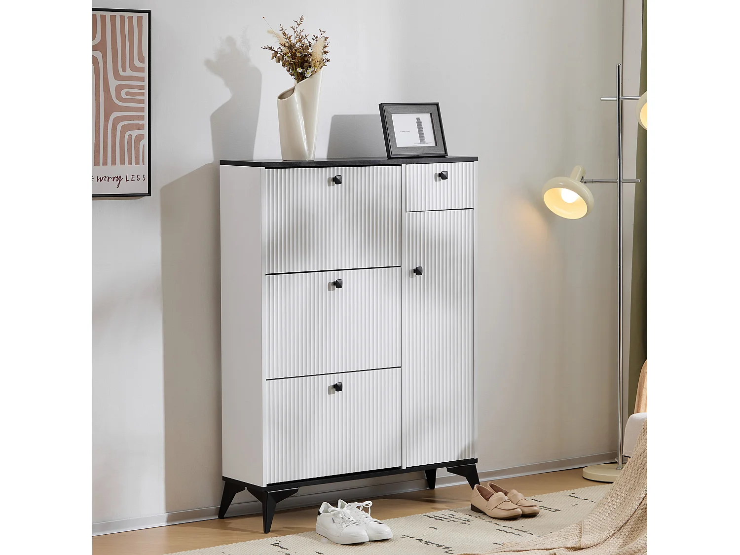 Meuble à chaussures avec 3 compartiments, 1 tiroir et 1 porte, design moderne, blanc et noir (90x25x121 cm)