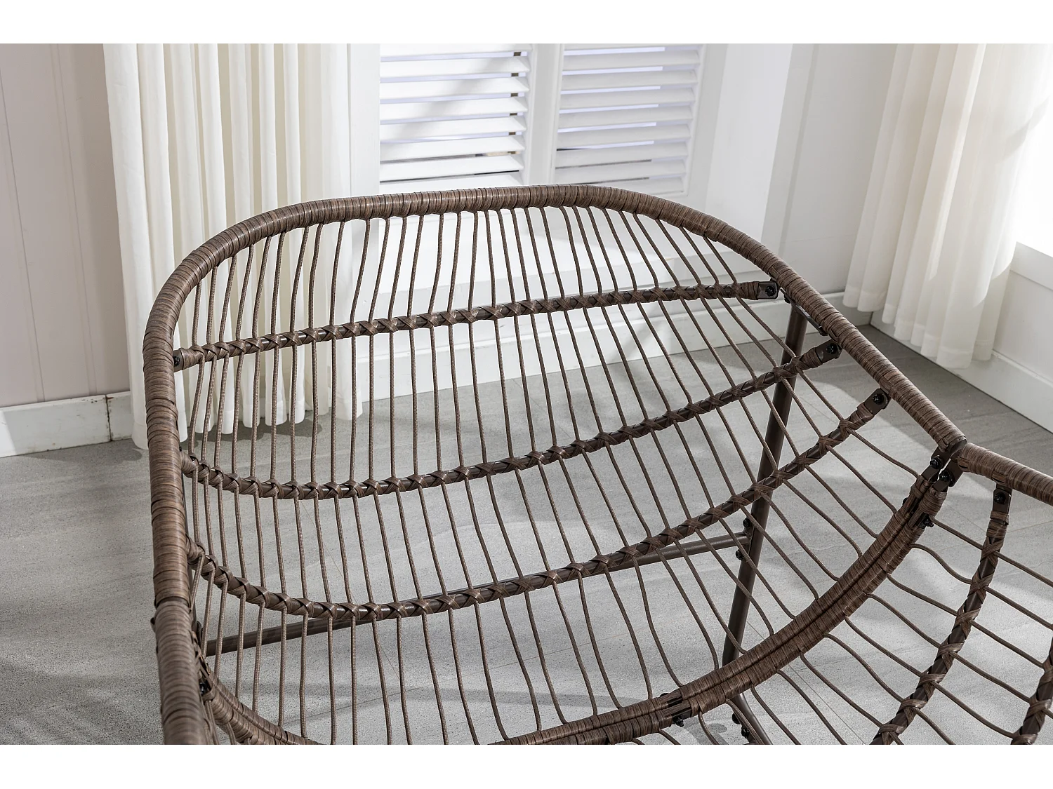 Sedia a dondolo da esterno in rattan con cuscino in cotone, schienale regolabile, struttura in acciaio inossidabile, cuscino grigio (43,7 x 37,2 x 31,5 cm)