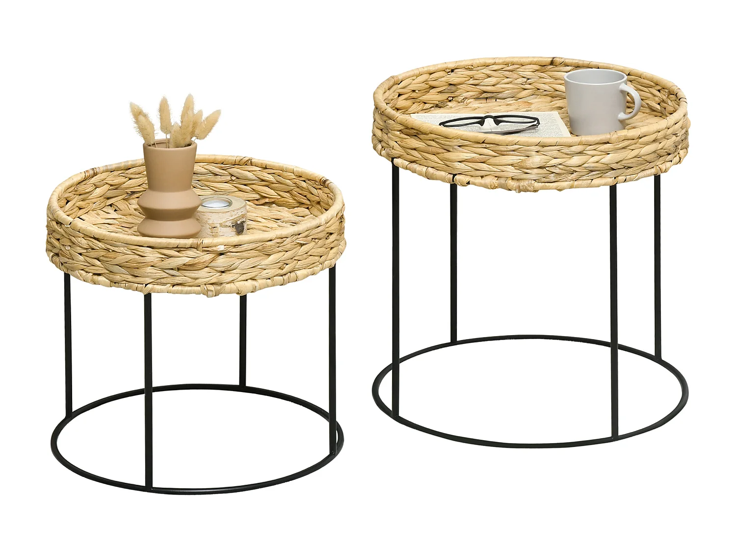 Set di 2 tavolini impilabili, stile boho, in rattan e acciaio, colore legno naturale (Ø45x46 cm e Ø40x37 cm)