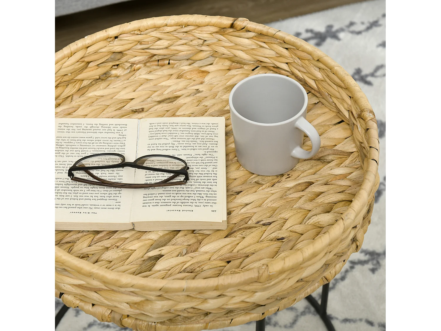 Set di 2 tavolini impilabili, stile boho, in rattan e acciaio, colore legno naturale (Ø45x46 cm e Ø40x37 cm)