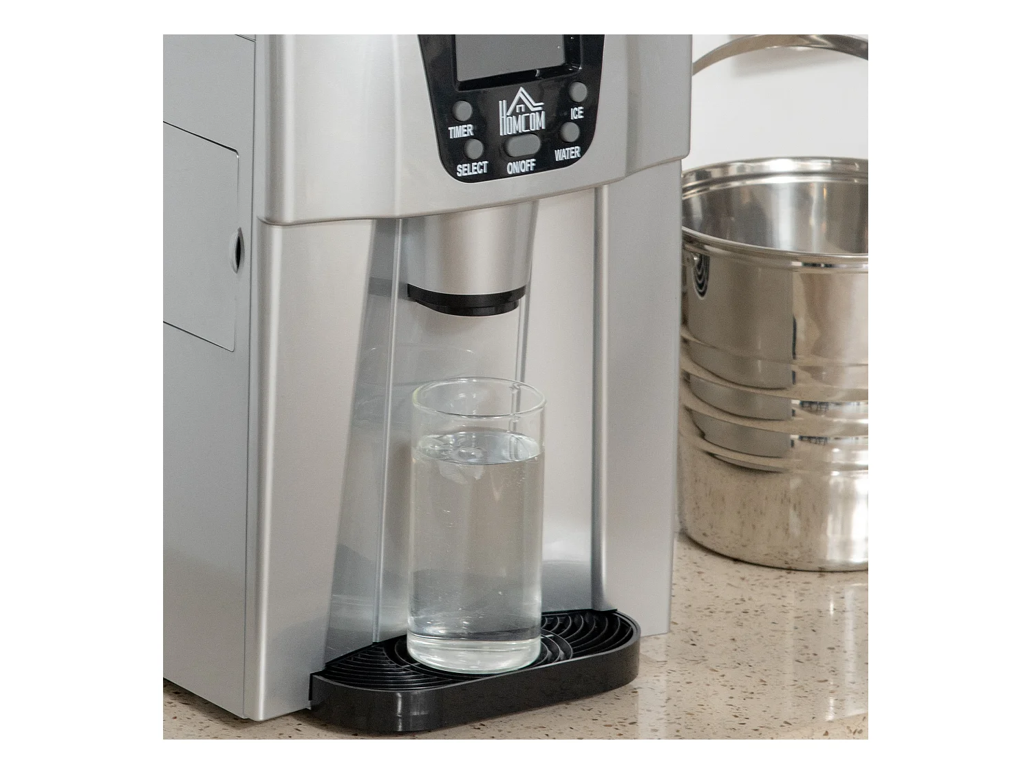 Machine met glazen, 9 glazen in 6-10 minuten, 12 kg/24u, reservoir 2 L, functie auto-net, LCD-scherm (38,9x25,2x36,3 cm)