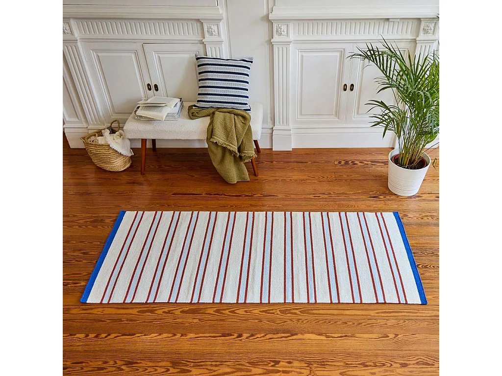 Habitat - Tapis tissé plat en coton - 75 x 180 cm - Bleu ciel - Design by Floriane Jacques - Ceylan