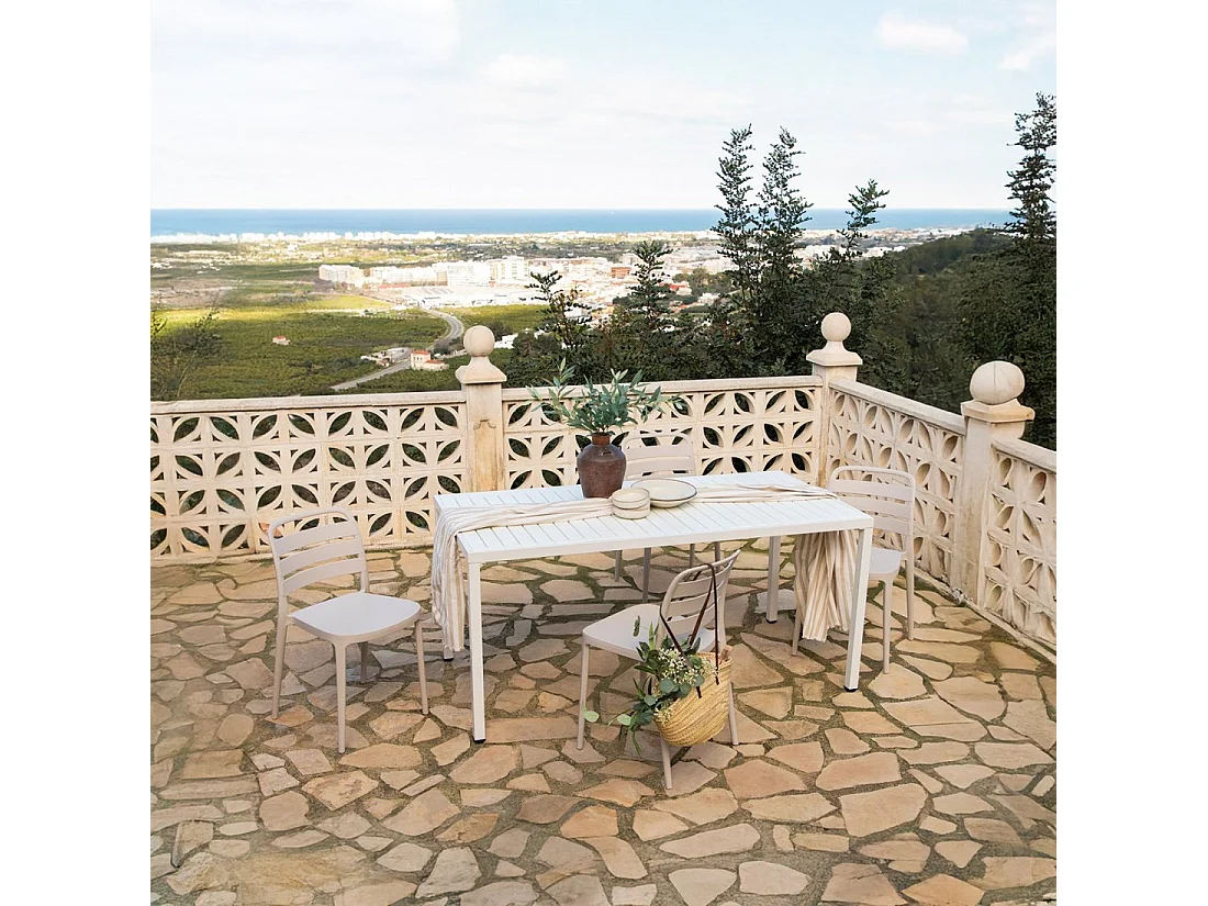 Chaise d'extérieur en plastique beige 42x80 cm-Zira