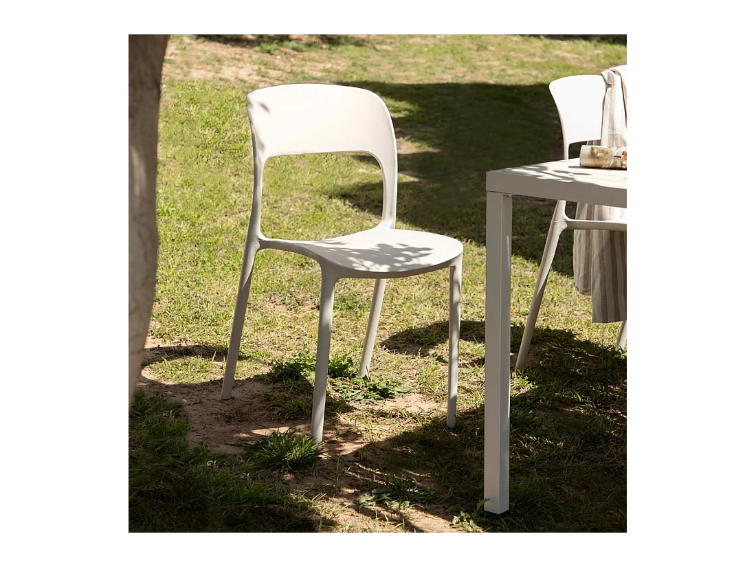 Chaise d'extérieur en plastique beige 46x83 cm-Klint