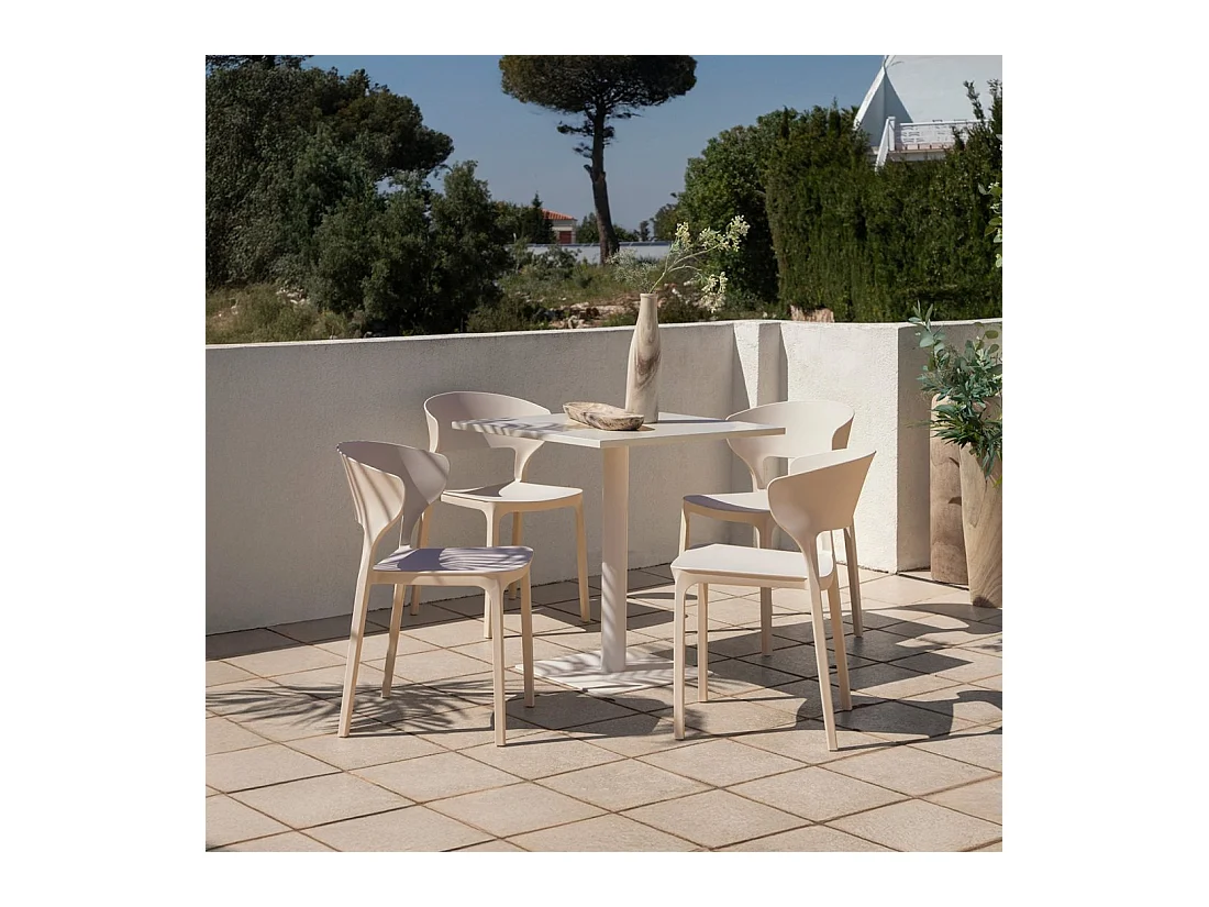 Chaise d'extérieur en plastique beige 48x76 cm-Serin