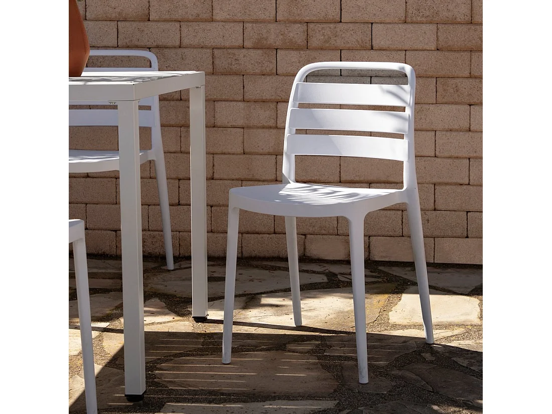 Chaise d'extérieur en plastique blanc 42x80 cm-Zira