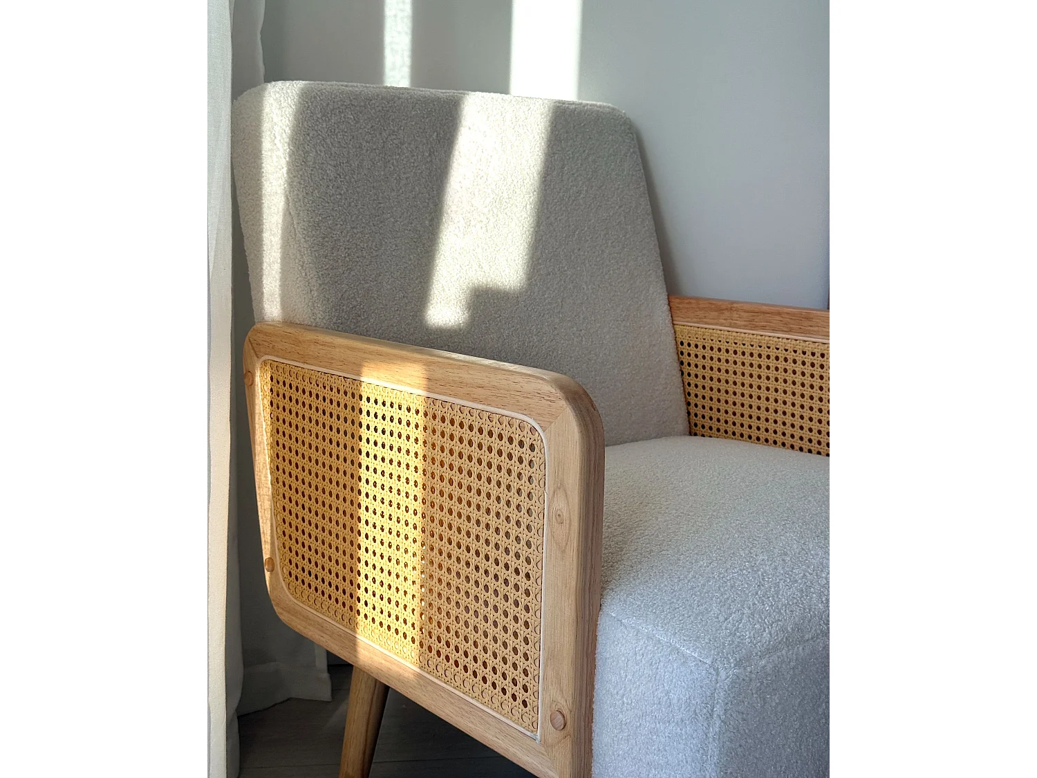 Fauteuil HOJBY Bouclé Blanc cassé