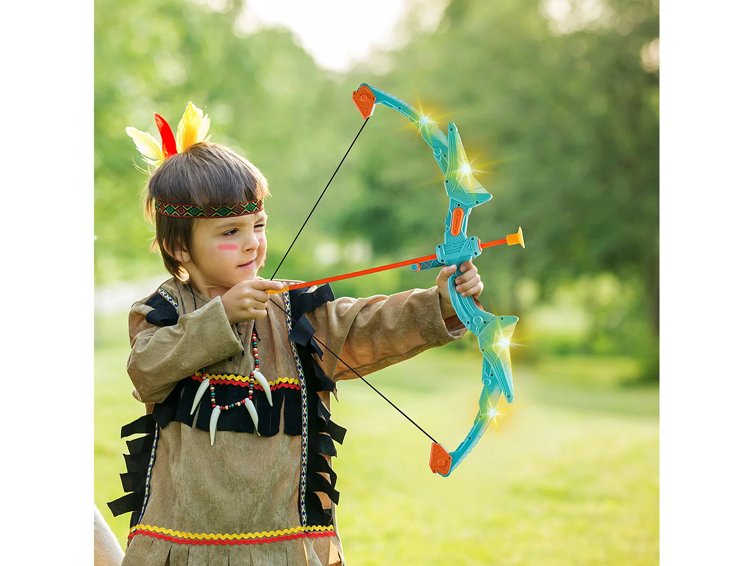 Ensemble d'Arc et de Flèches pour Enfants SucceBuy, avec Éclairage LED et 10 Flèches pour l'Extérieur