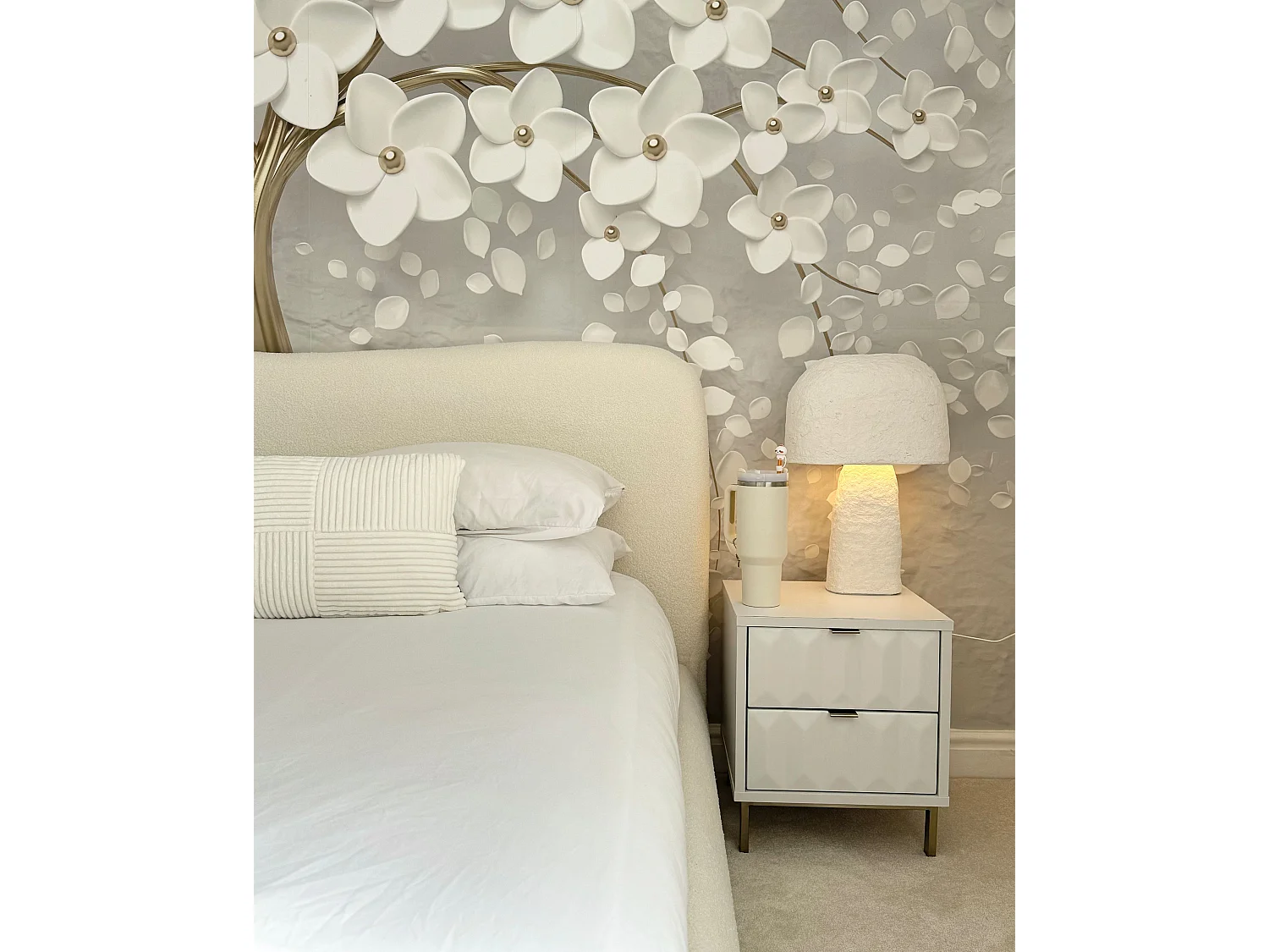 Lit ottoman Bouclé BLAGNAC 180 x 200 cm Blanc cassé