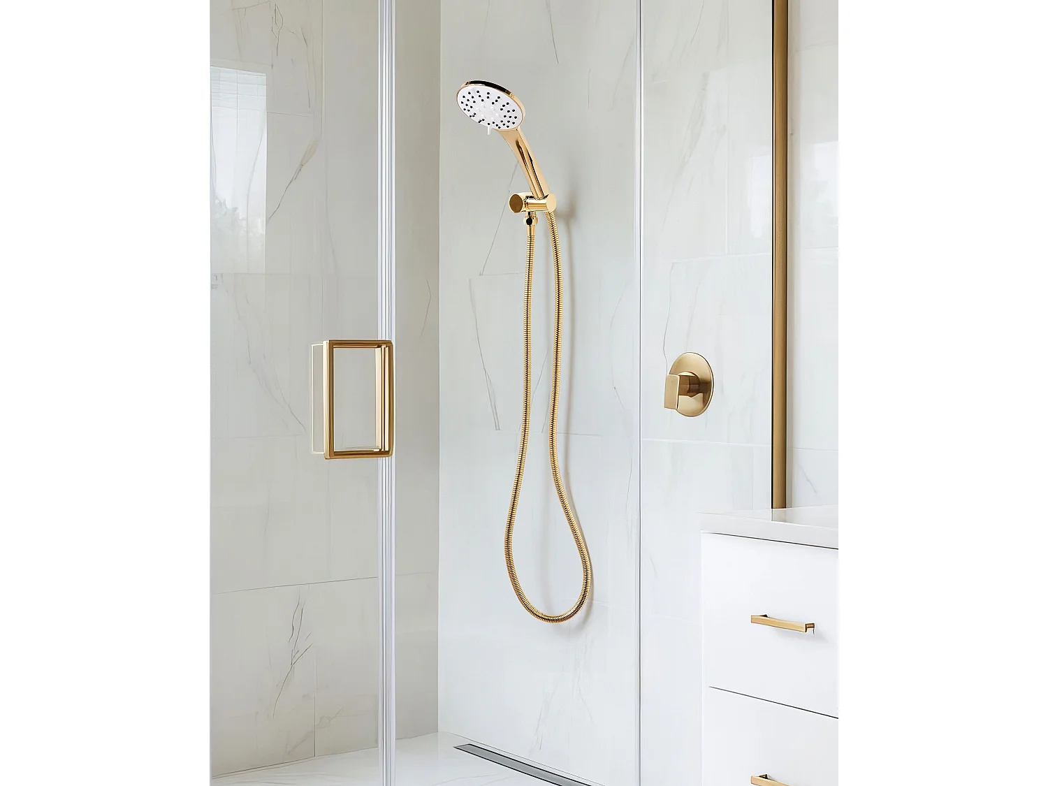 Kit de pommeau de douche avec tuyau flexible CHURUN 4 modes Doré