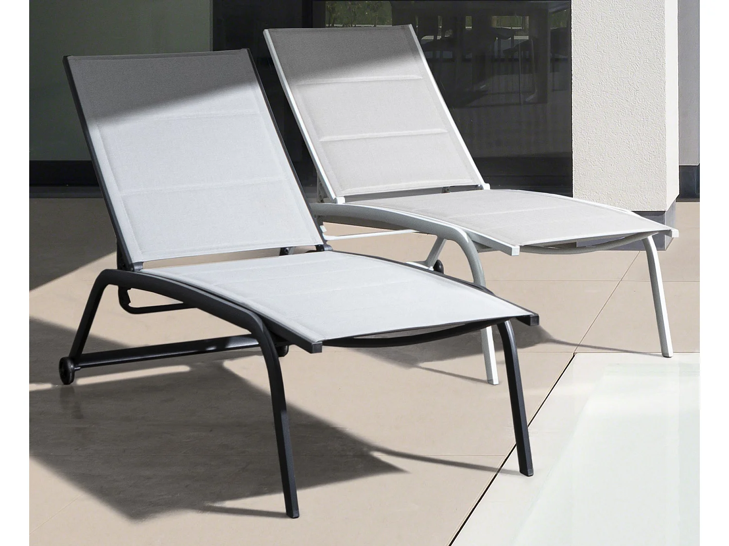 Chaise longue en aluminium et textylène blanc Chloé - Lot de 4