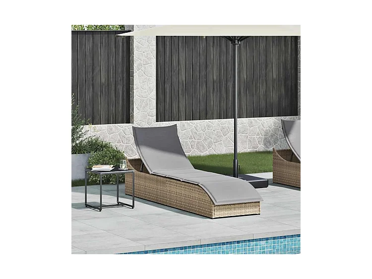 Chaise longue pliante coussin et rangement beige résine tressée