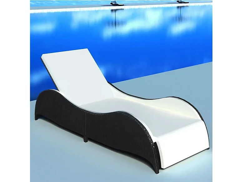 Chaise longue tissu blanc et résine tressée noire Leffo