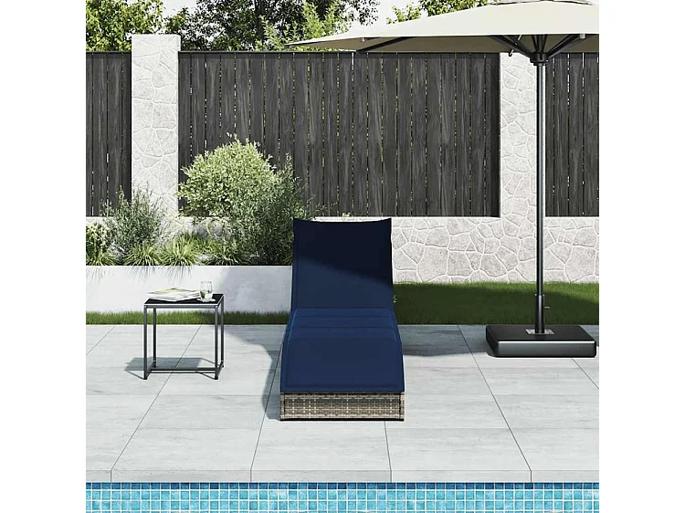 Chaise longue pliante coussin et rangement gris résine tressée