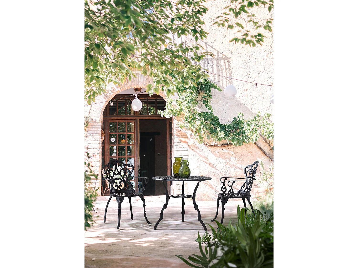 Table de jardin aluminium moulée anthracite Vikola 80cm