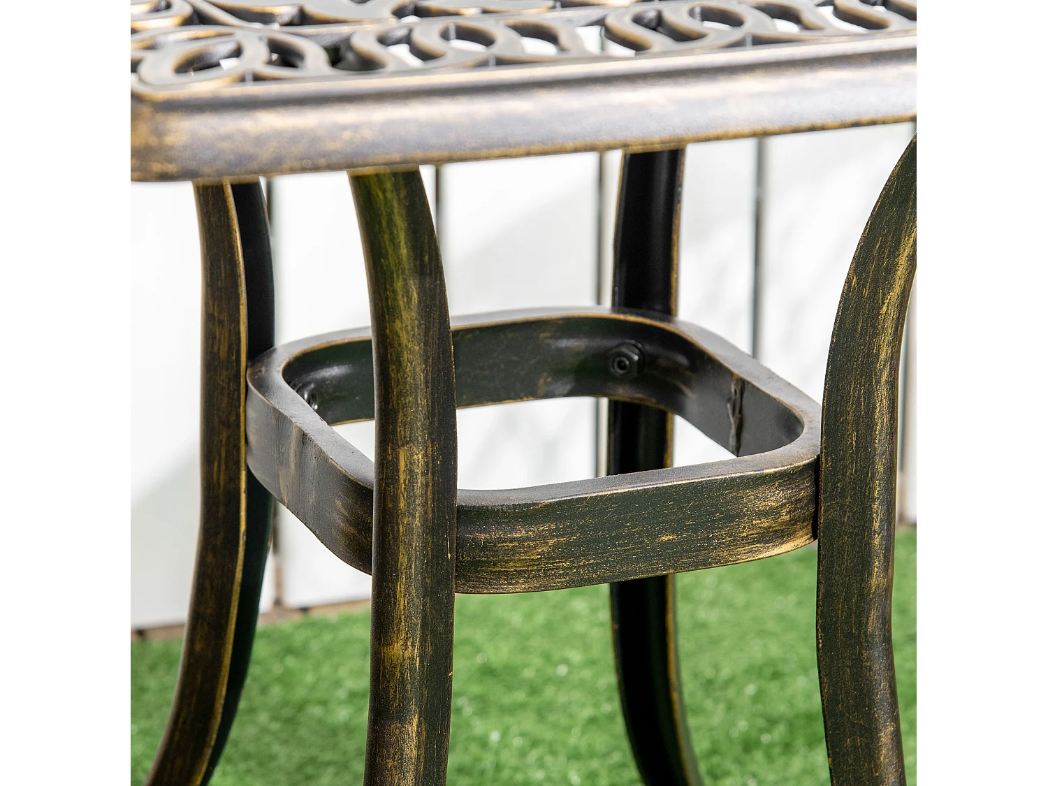 Table d'appoint extérieure avec trou pour parasol, aluminium, finition bronze (54x54x52.5 cm)