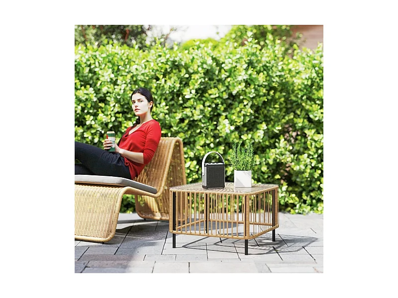 Weerbestendige polyrotan bijzettafel, elegant design met glazen blad, voor tuin, terras of balkon (65x65x43cm)