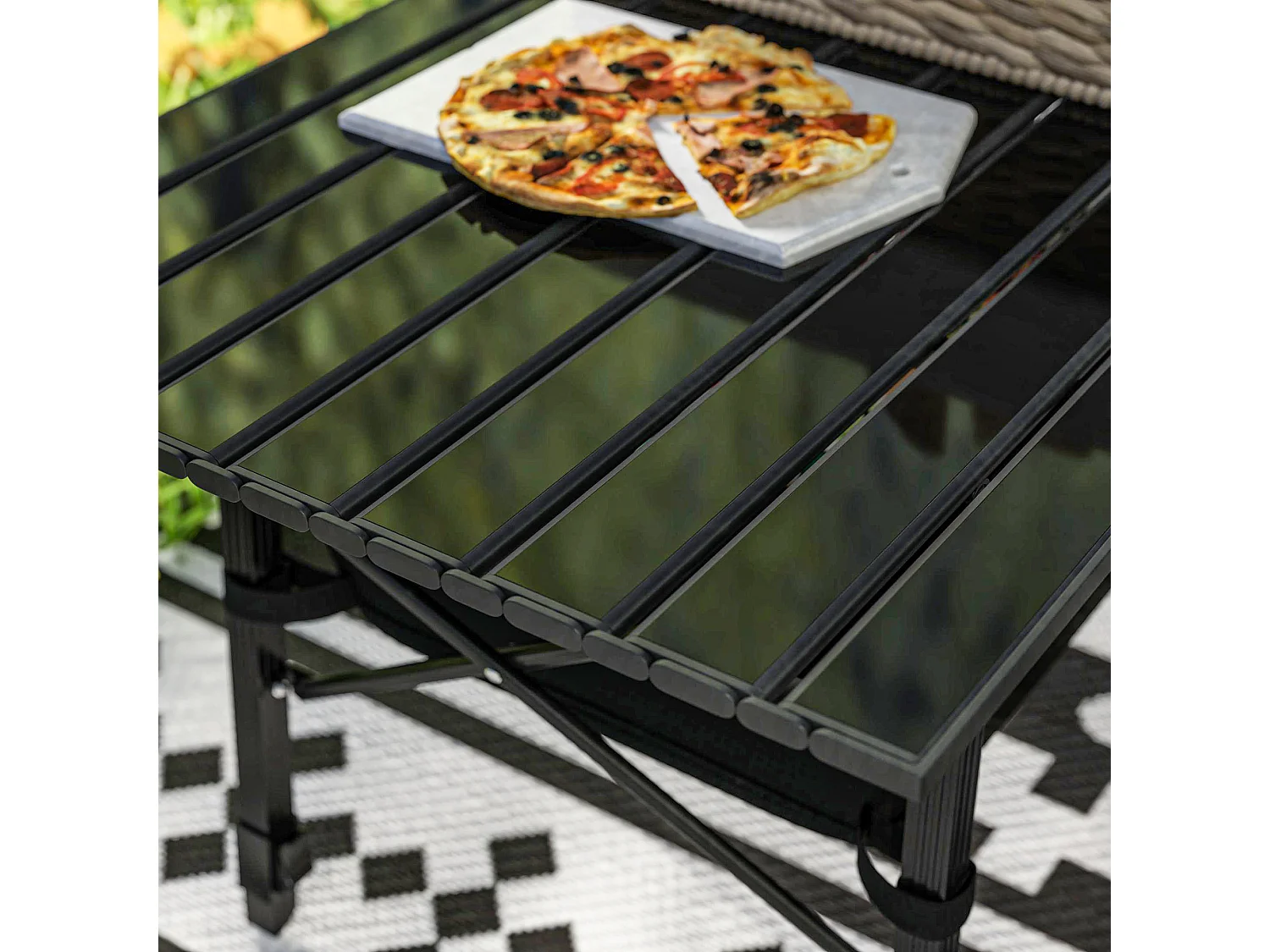 Table de camping pliable avec panier de rangement, hauteur réglable, aluminium, noir (90x55x45-66 cm)