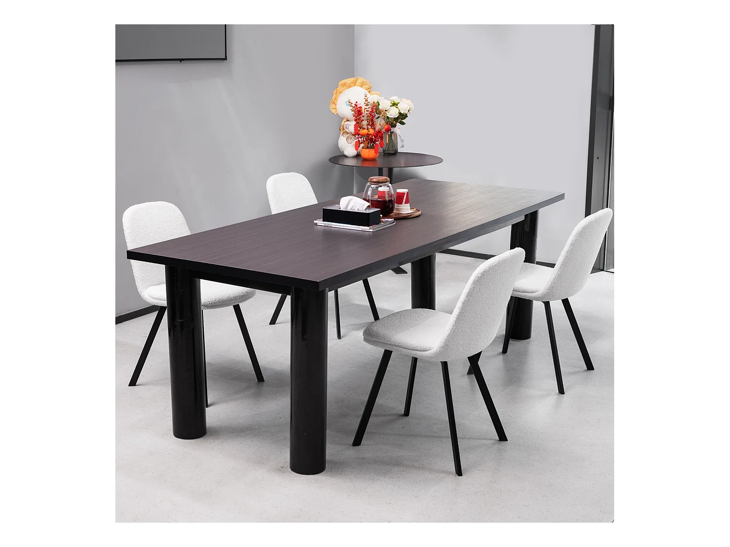 Juego de 2 sillas de comedor en tejido afelpado, acolchado suave, estructura de metal, color beige (44x43x84 cm)