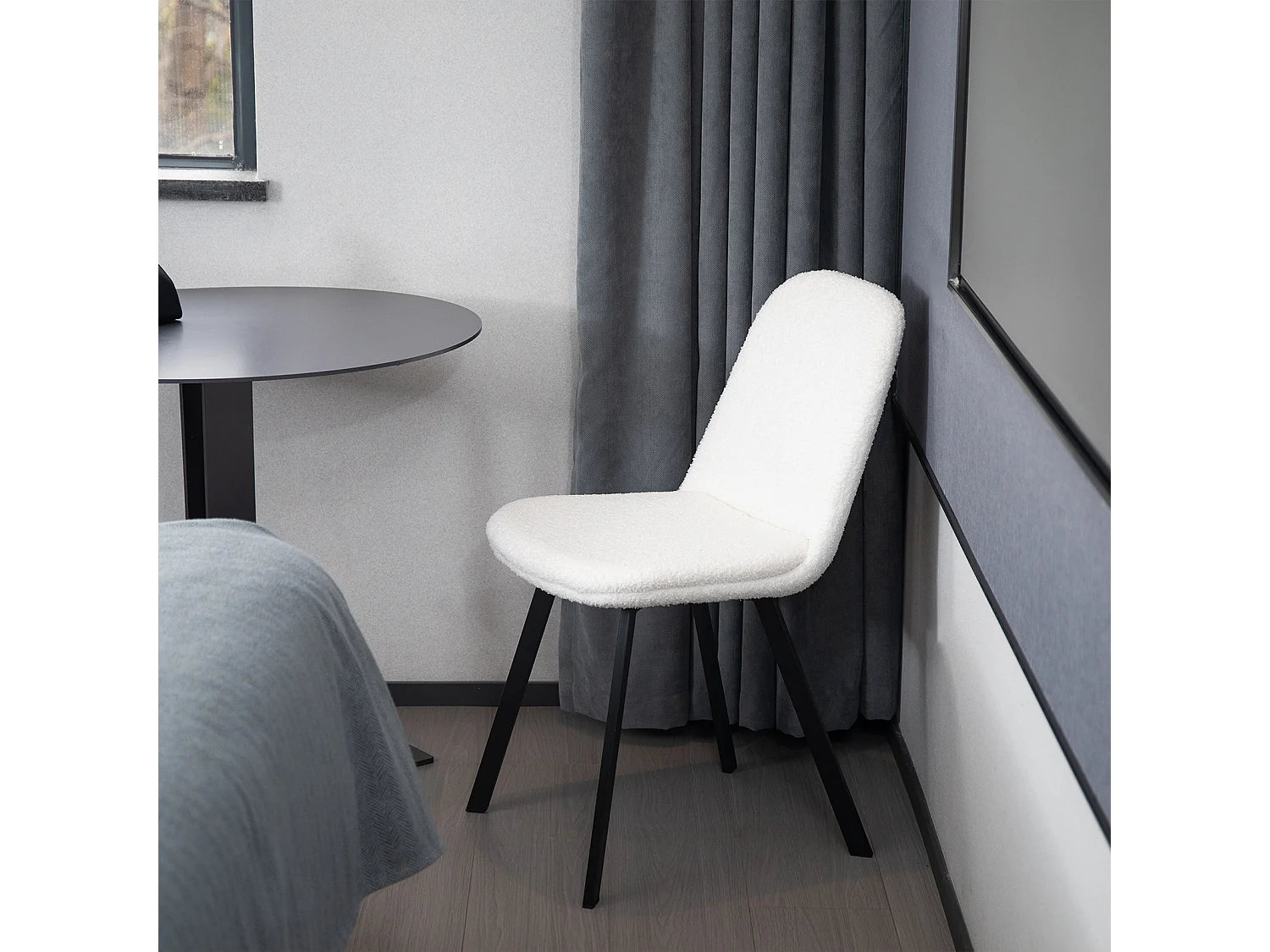 Set van 2 eetkamerstoelen in pluche-fleece stof, zachte vulling, metalen frame, beige (44x43x84 cm)