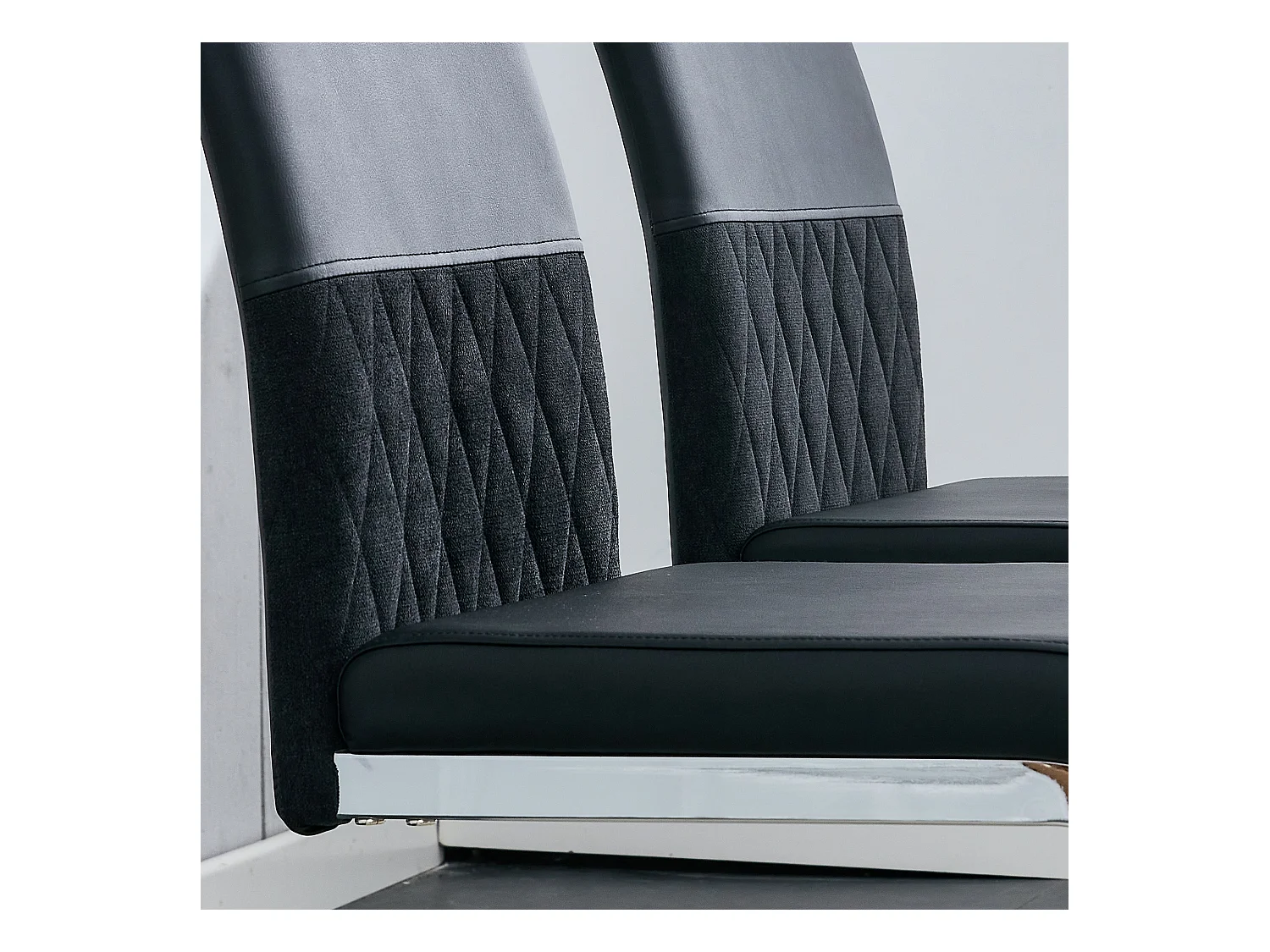 Lot de 4 chaises modernes pour salle à manger, dossier en PU et lin, haut dossier rembourré, design à rayures, noir (42x48x95 cm)