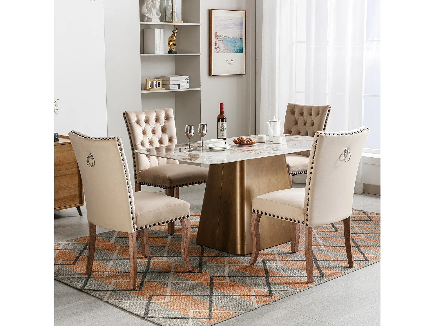 Chaises de salle à manger avec cloche décorative, Lot de 4, pieds en bois massif, velours camel clair, clous décoratifs (49x63x95 cm)