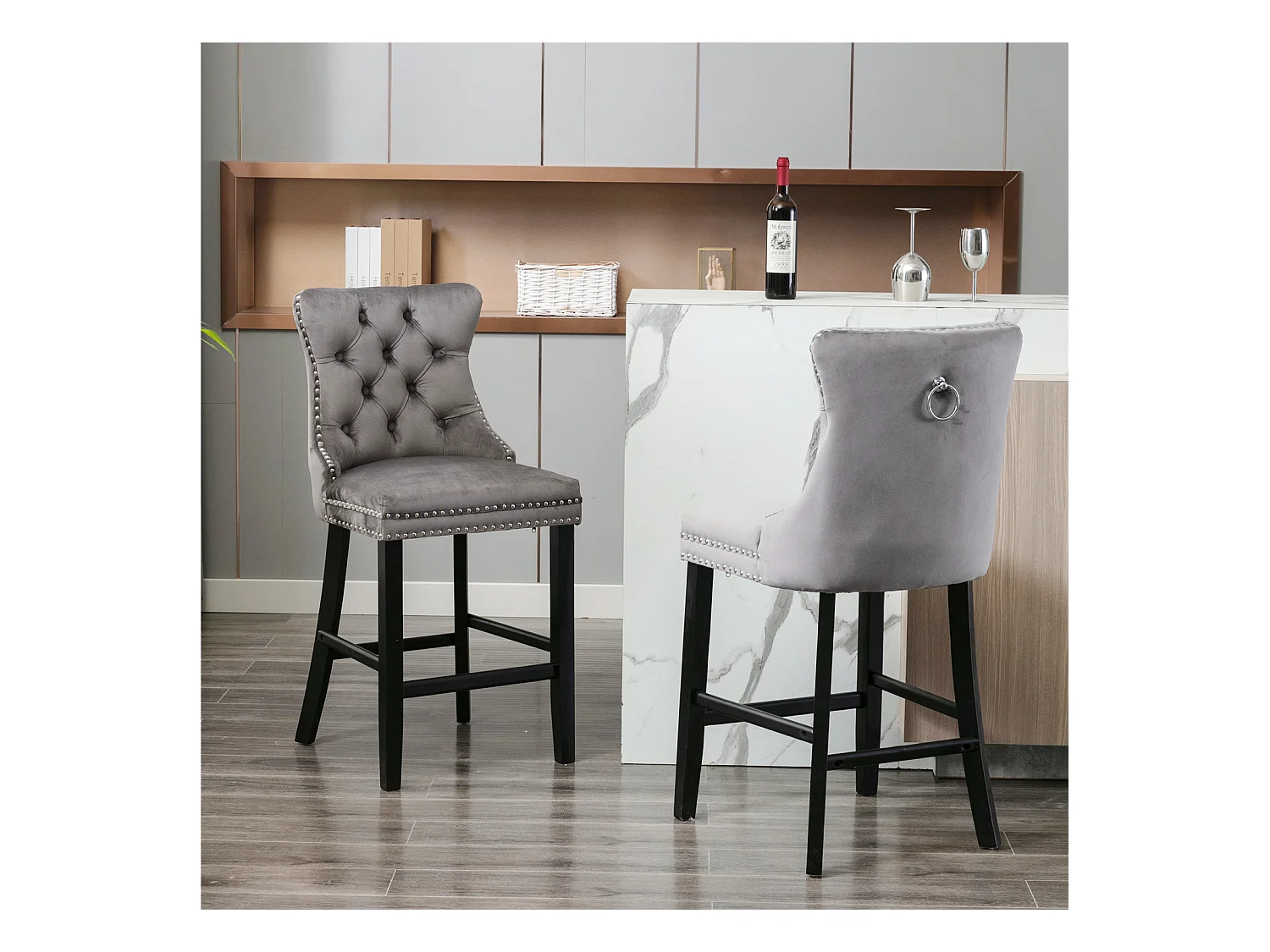 Tabouret de bar moderne en velours, pieds en bois massif, clous décoratifs en chrome, gris (60x50x66 cm)
