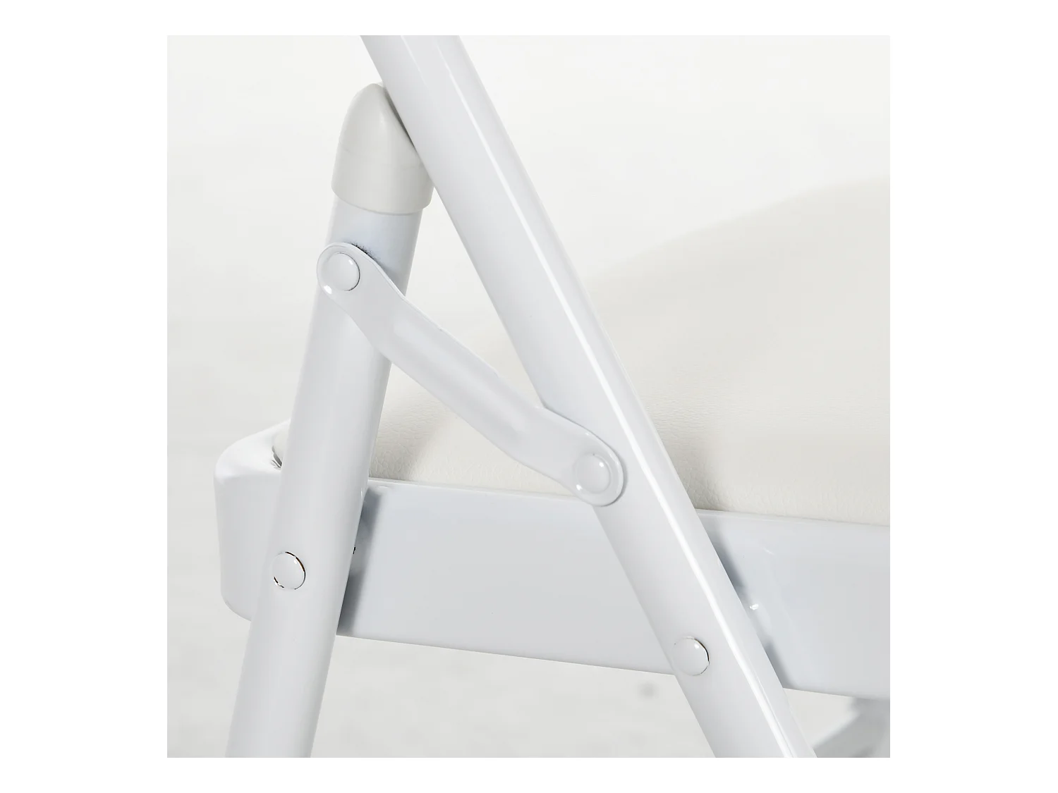 Vouwstoel met gewatteerde rugleuning, metalen frame, kunstleer, wit (45x46x78 cm)
