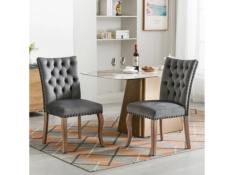 Chaise de salle à manger avec dossier décoré, en velours gris, pieds en bois massif, avec clous décoratifs, lot de 2 (49x63x95 cm)