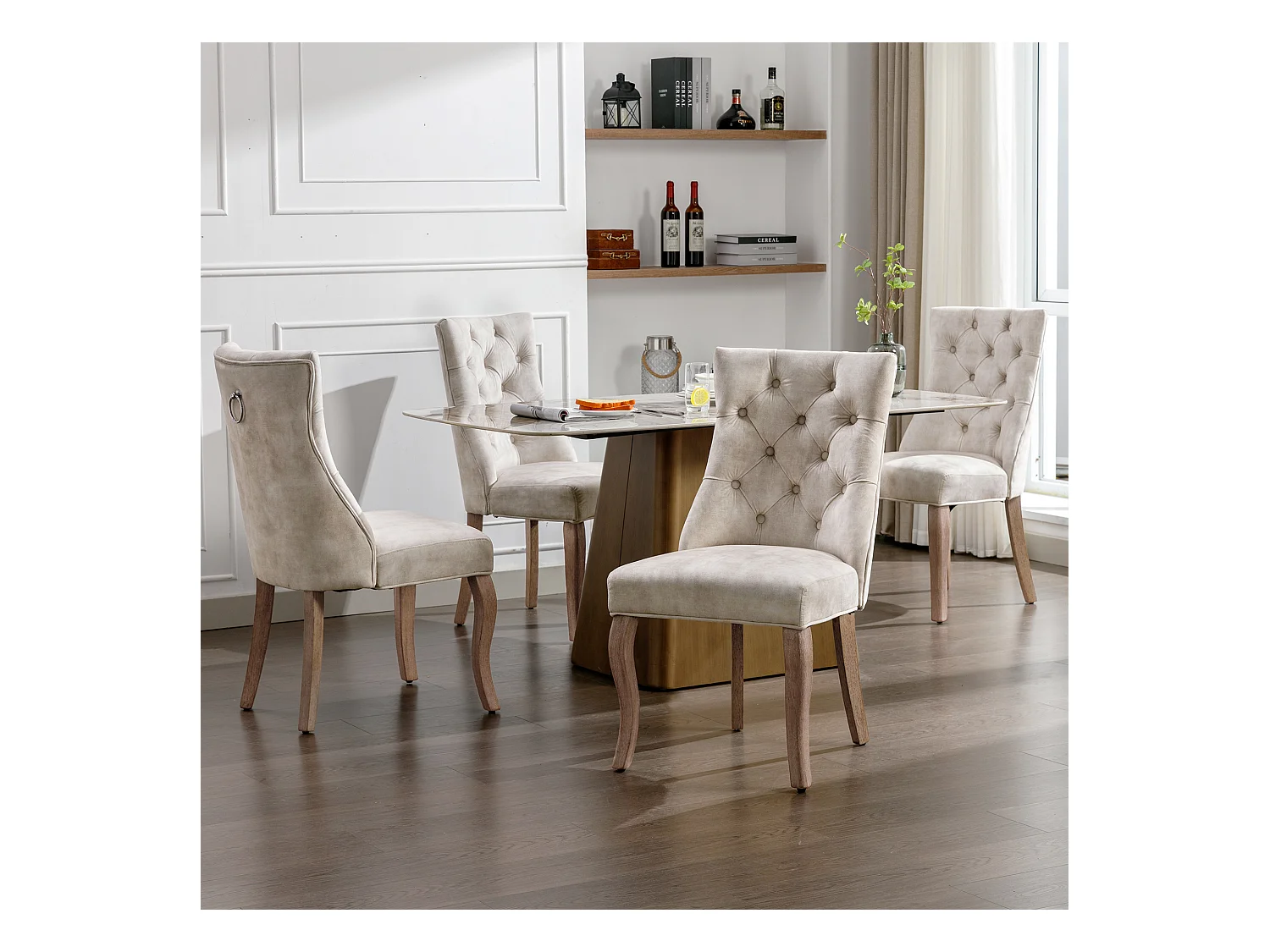 Sedia da pranzo, schienale alto in velluto beige, con lavorazione capitonné, gambe in legno massello, set da 4 (45x40x86 cm)