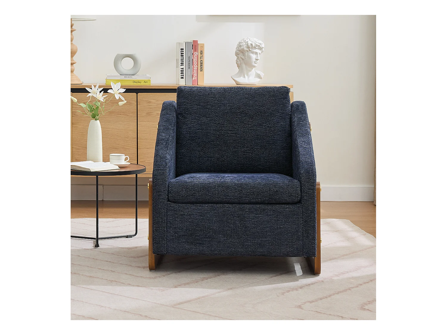 Fauteuil accent, fauteuil de salon, fauteuil avec accoudoirs en bois, en Chenille bleu, 73.5x73.5x73.5 cm
