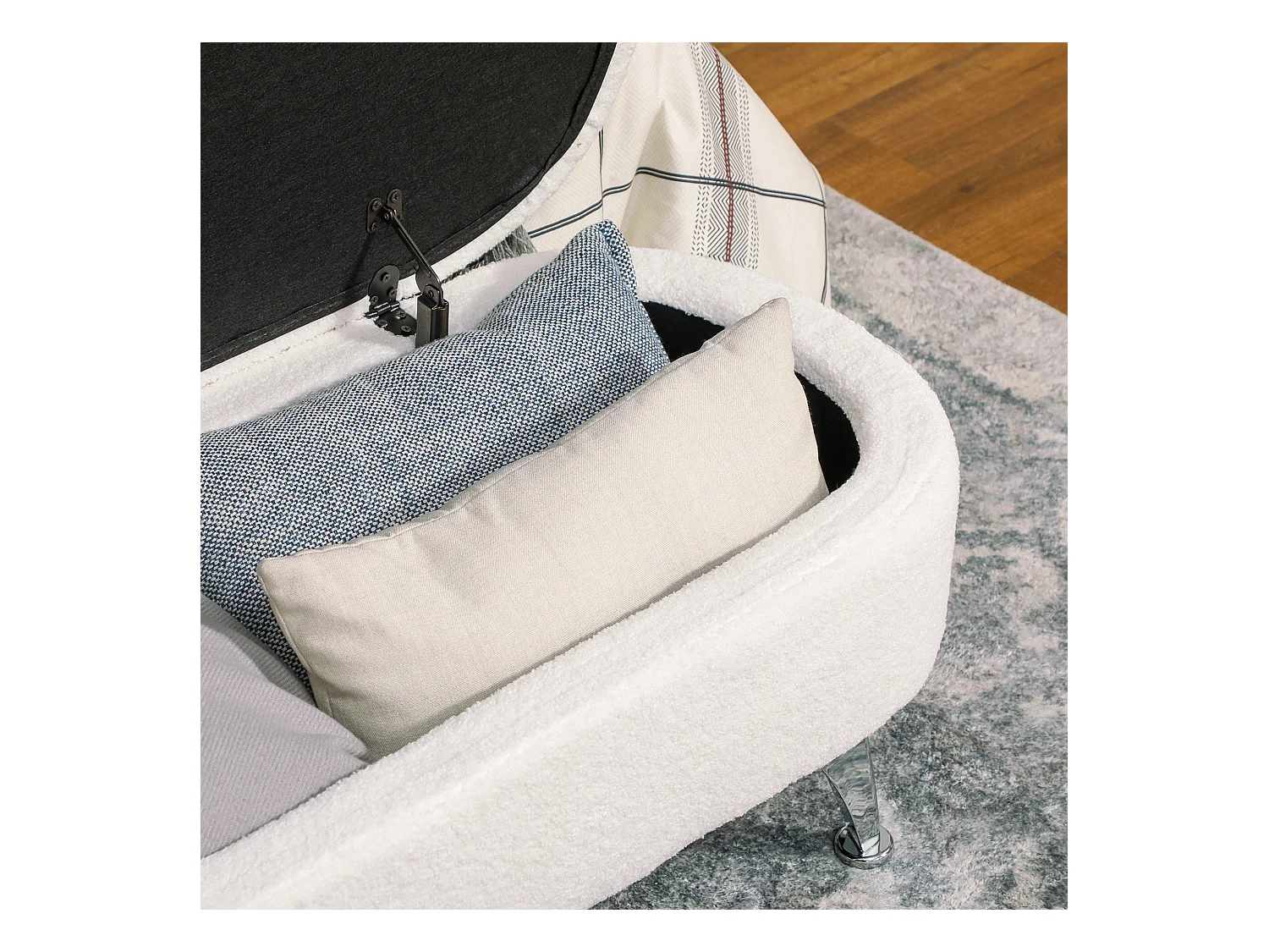 Banc de rangement capitonné, velours teddy, structure métal, blanc (114x47x46.5cm)